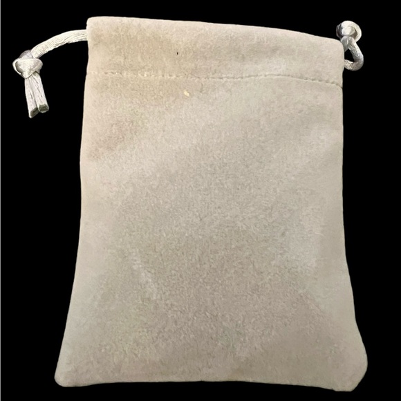 Flower bag holder - Picture 3 of 3